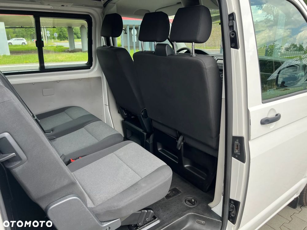 Volkswagen Transporter - 12