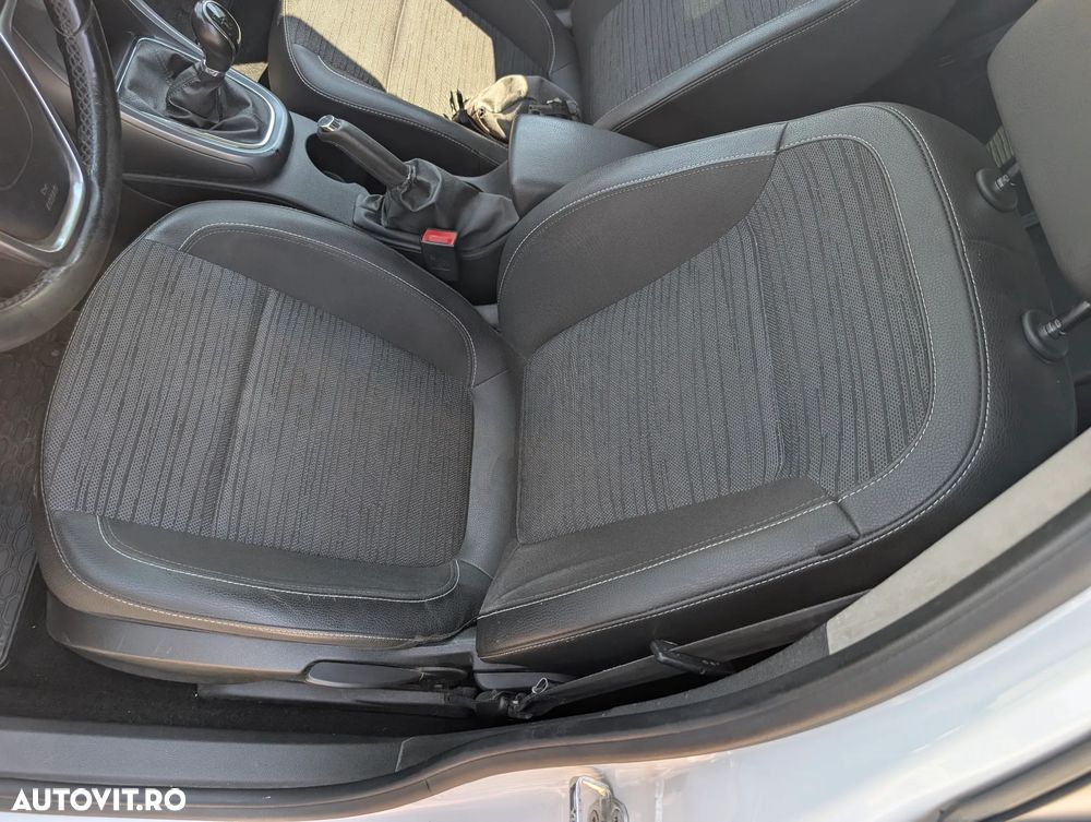 Opel Astra 1.6 TWINPORT ECOTEC Enjoy - 4