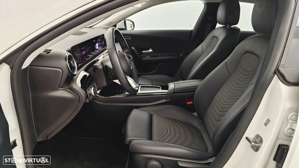 Mercedes-Benz CLA 250 e Shooting Brake Style Plus - 14
