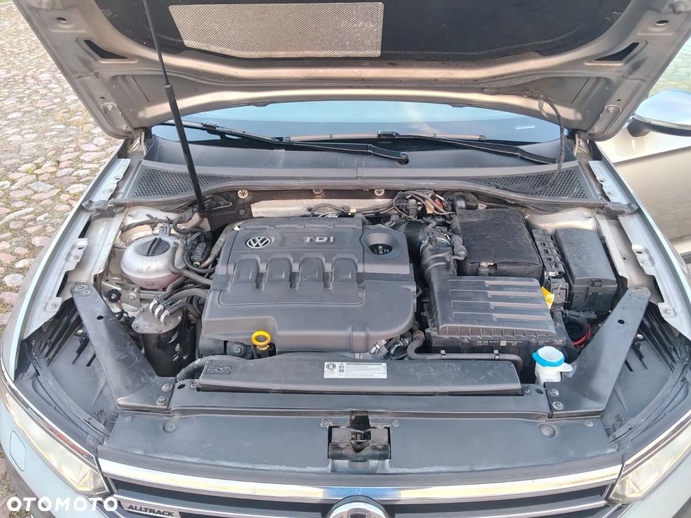 Volkswagen Passat Alltrack 2.0 TDI SCR 4Mot DSG - 15