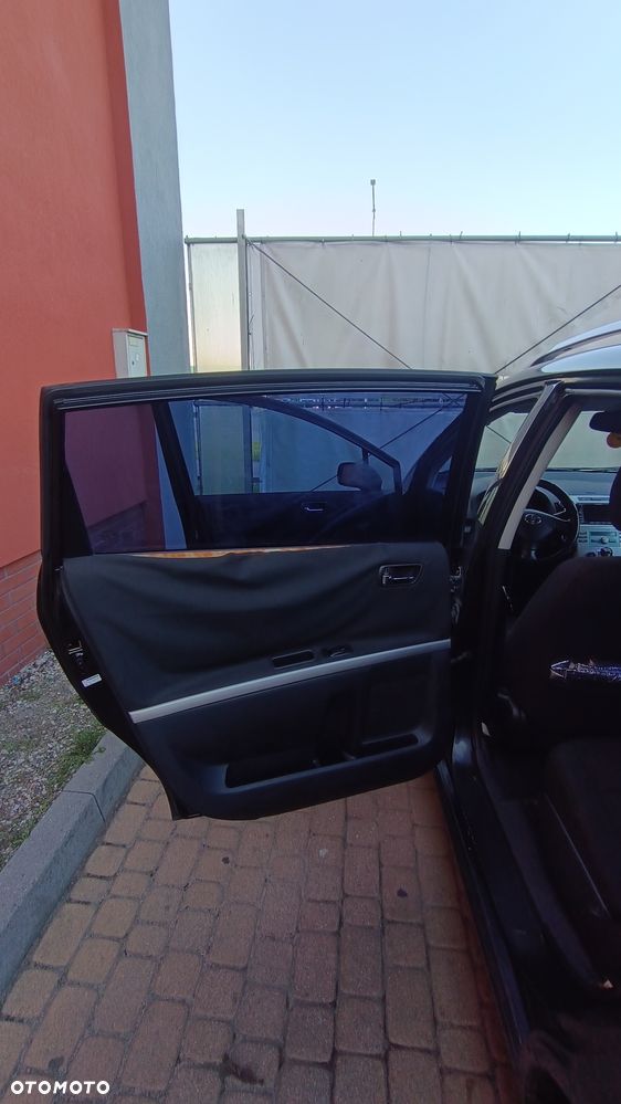 Toyota Corolla Verso - 15