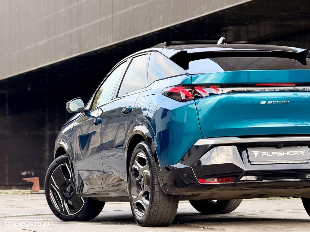 Peugeot E-3008 73 kWh GT - 47