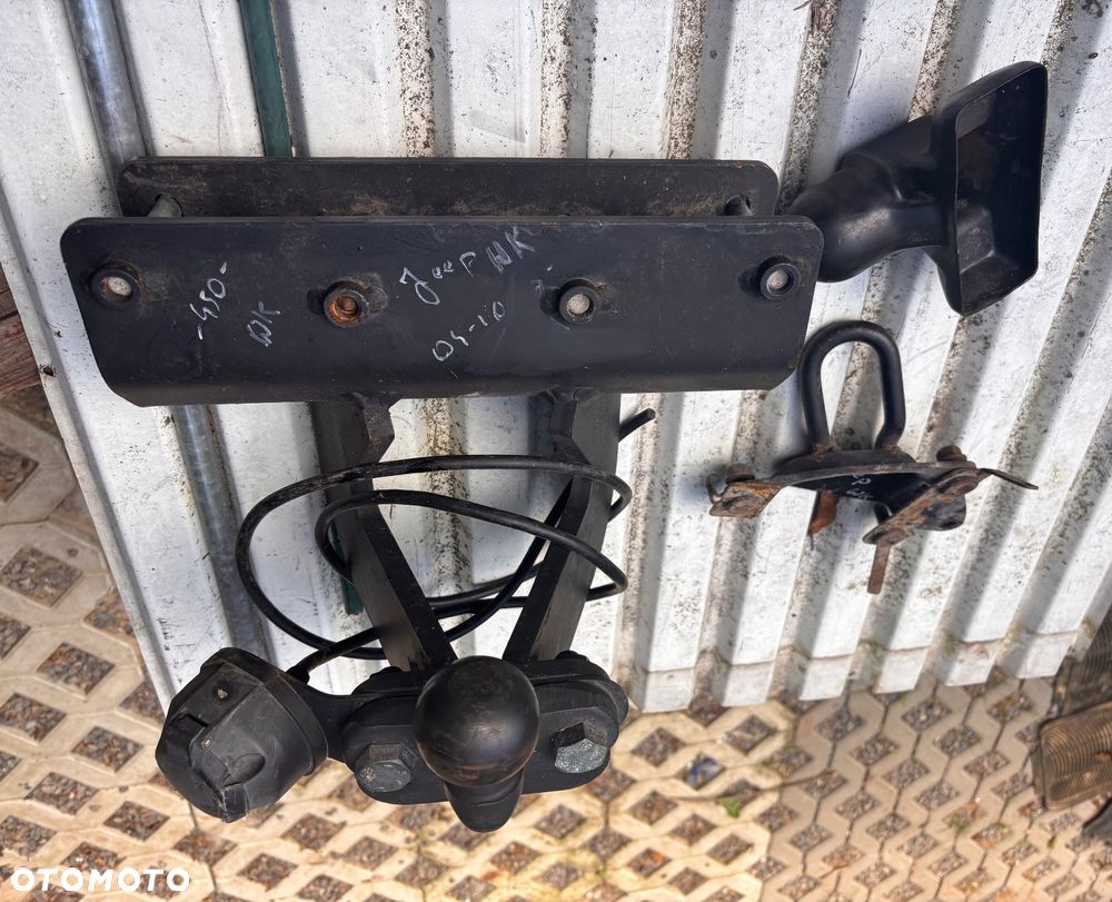 Hak holowniczy do Jeep Grand Cherokee WK WH - 1