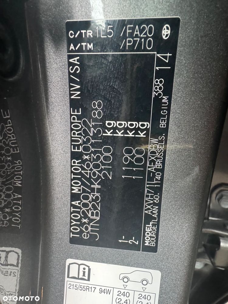 Toyota Camry 2.5 Hybrid Comfort CVT - 9