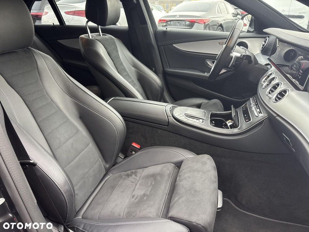 Mercedes-Benz Klasa E 220 d 4-Matic AMG - 18