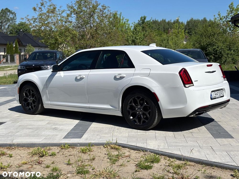 Chrysler 300s - 2