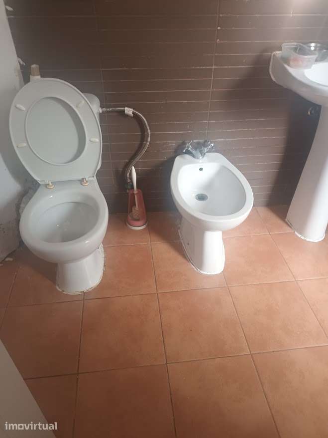Arrenda-se Apartamento T3+1 Entre Campo de Ourique e Largo do Rato - Grande imagem: 5/10
