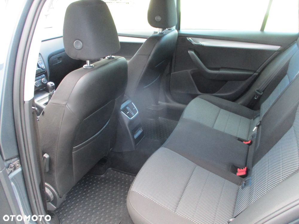 Skoda Octavia 2.0 TDI Ambition EU6 - 16