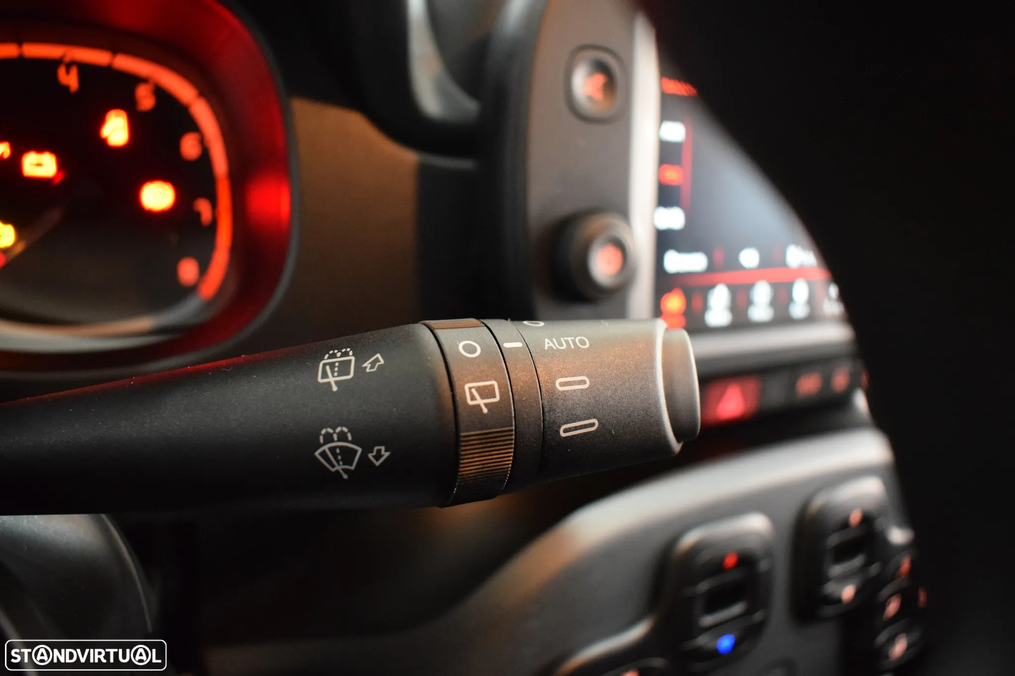 Fiat Panda 1.0 Hybrid Cross - 12
