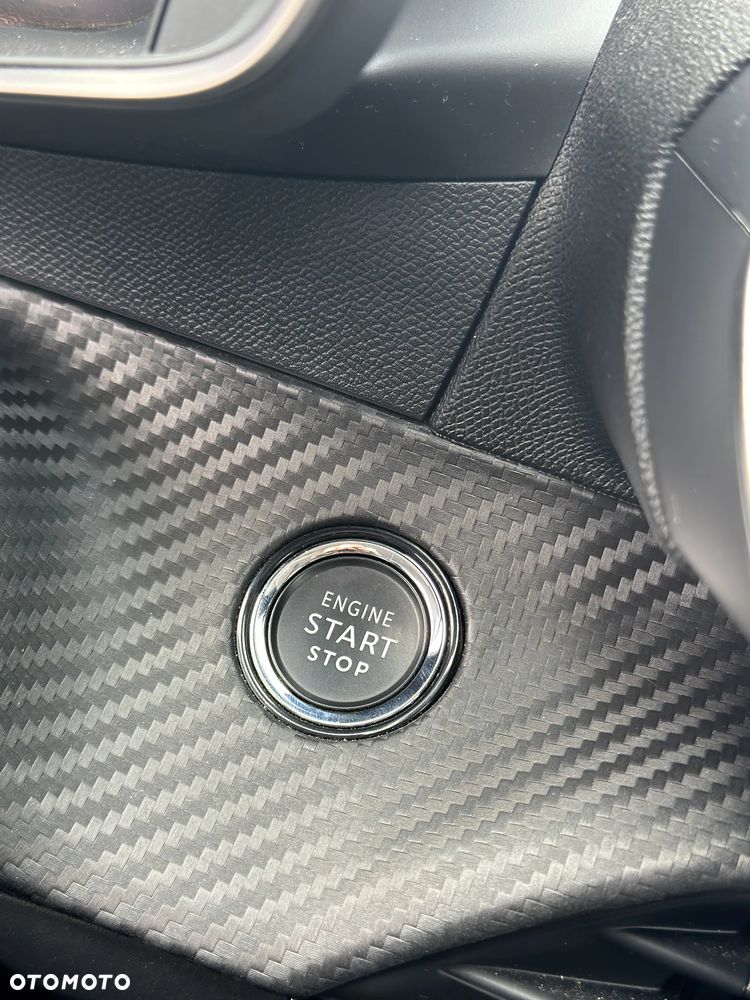 Peugeot 208 PureTech 100 EAT8 Allure - 10