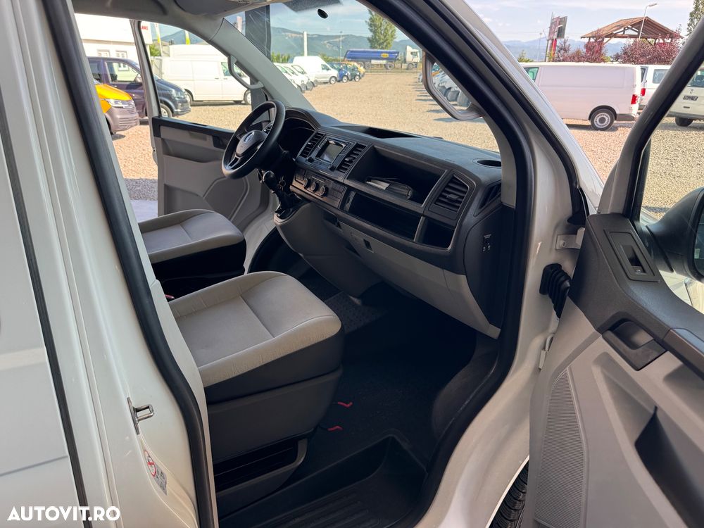 Volkswagen Transporter - 14