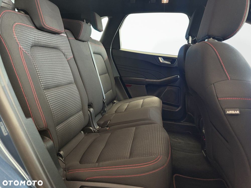 Ford Kuga - 18
