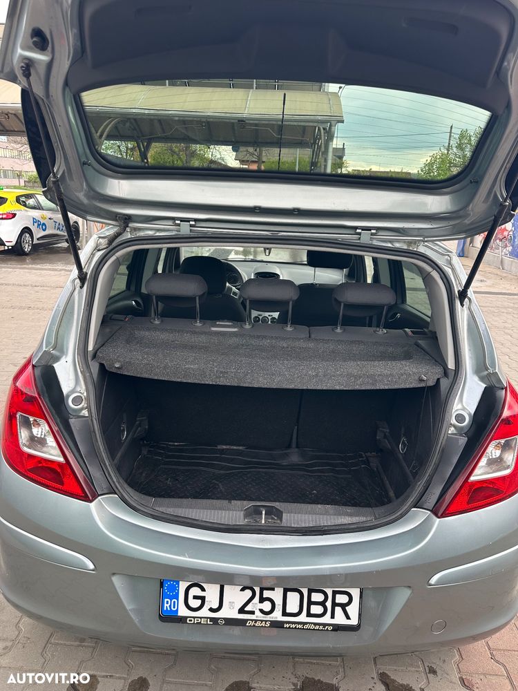 Opel Corsa - 3