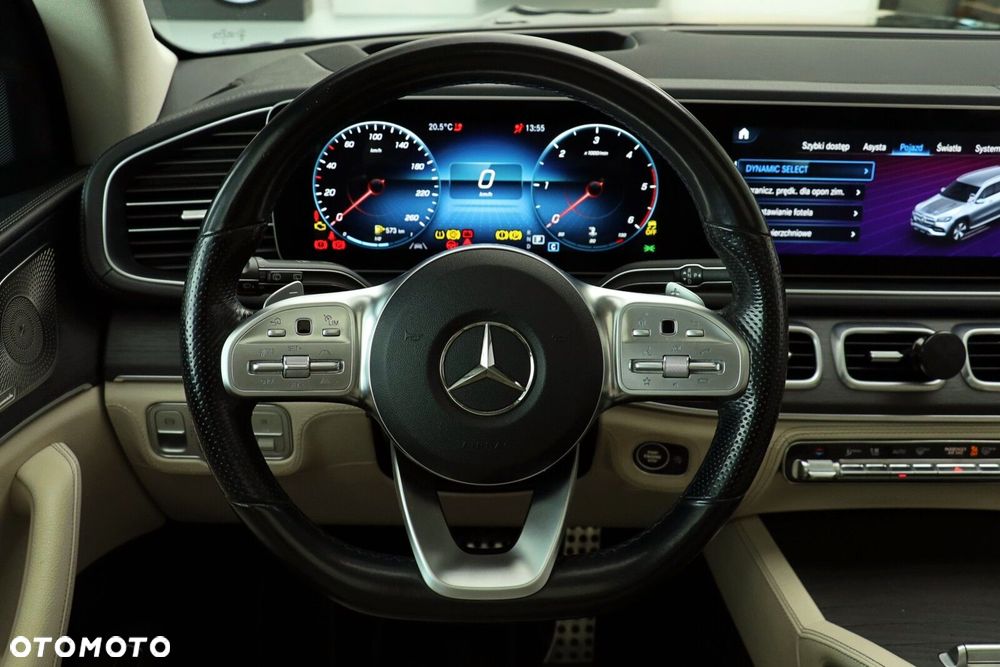 Mercedes-Benz GLS - 27