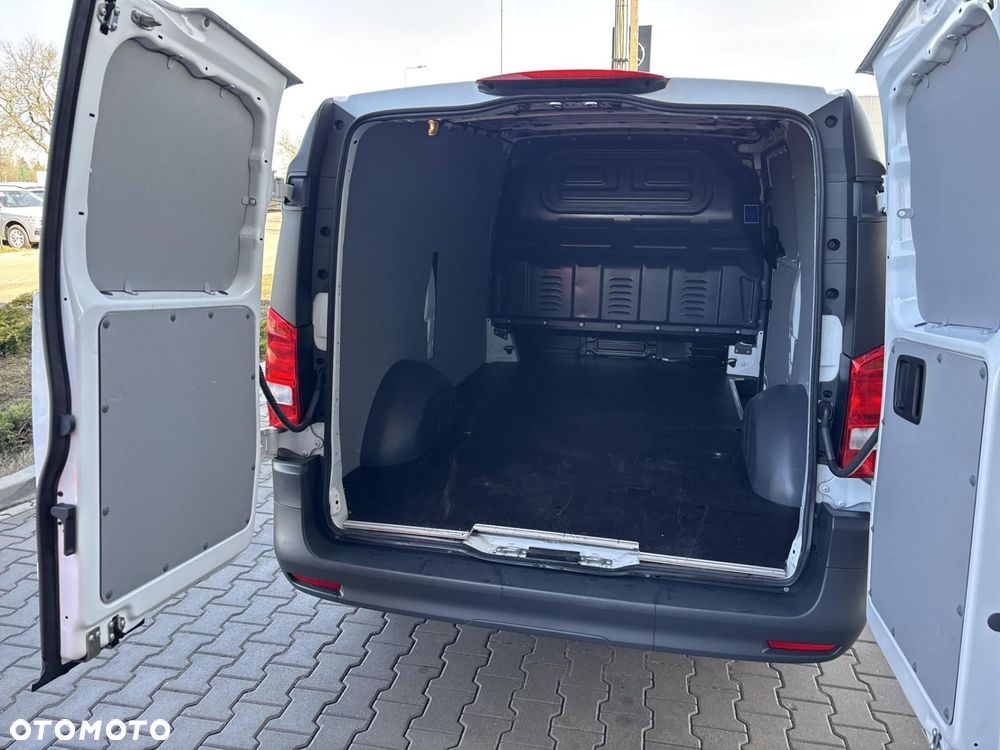 Mercedes-Benz Vito - 16