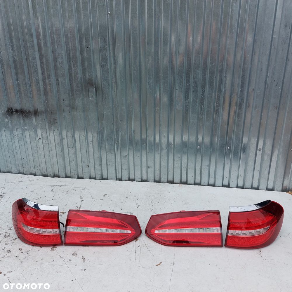 LAMPY LAMPA TYL TYLNE KOMPLET PRAWA LEWA EUROPA IDEALNE MERCEDES E W213 KOMBI COMBI ORYGINAL DEMONTAZ - 1