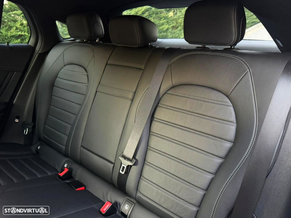 Mercedes-Benz GLC 220 d 4Matic 9G-TRONIC AMG Line - 22