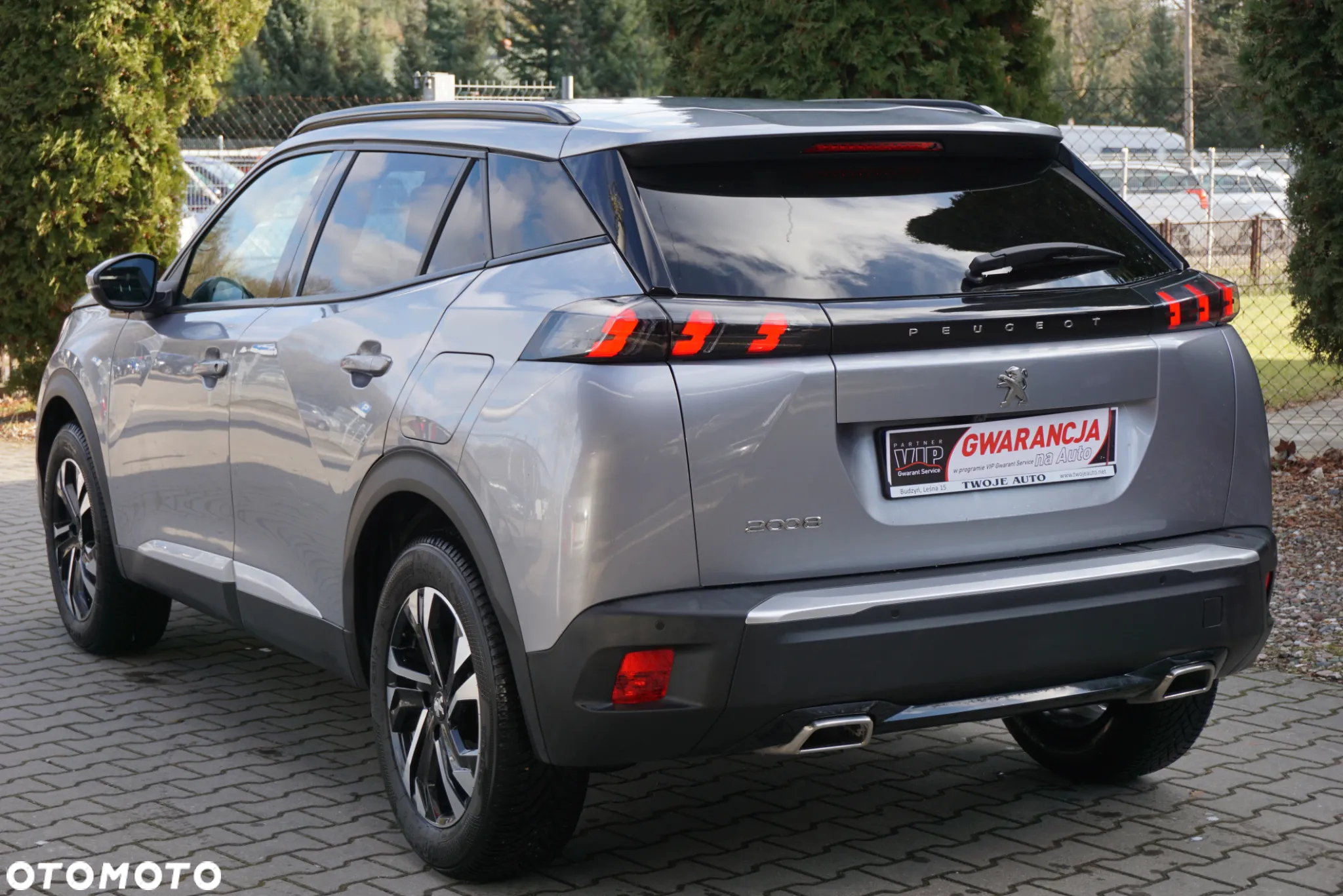 Peugeot 2008 1.2 PureTech GT Pack S&S EAT8 - 6