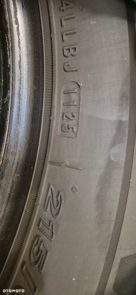 Nexen Nfera Primus 215/60/17 - 3