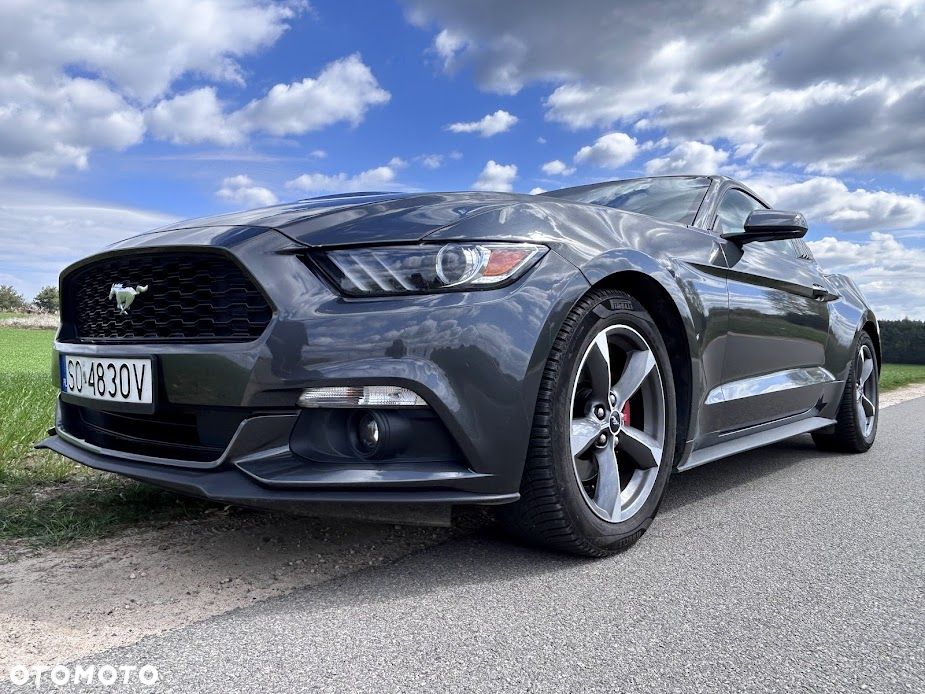 Ford Mustang - 26