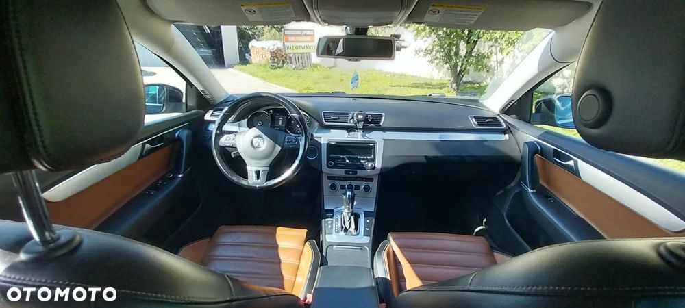 Volkswagen Passat - 7