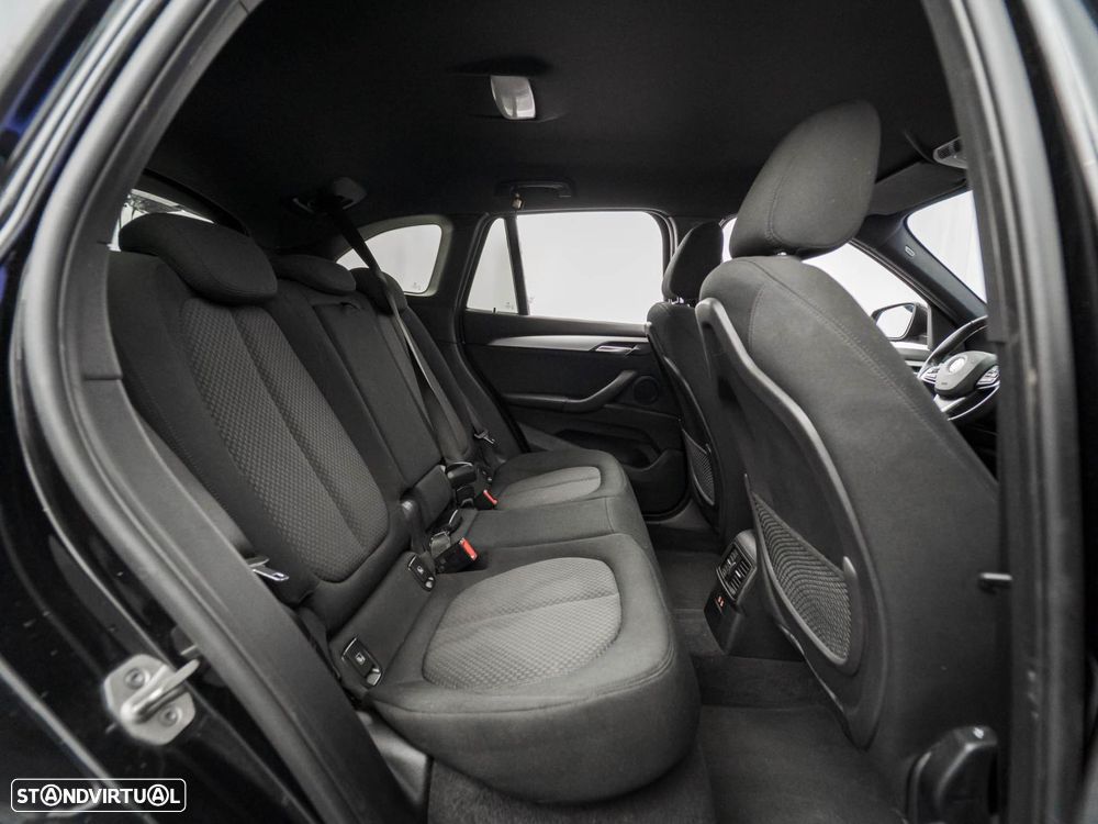 BMW X1 25 e xDrive - 39