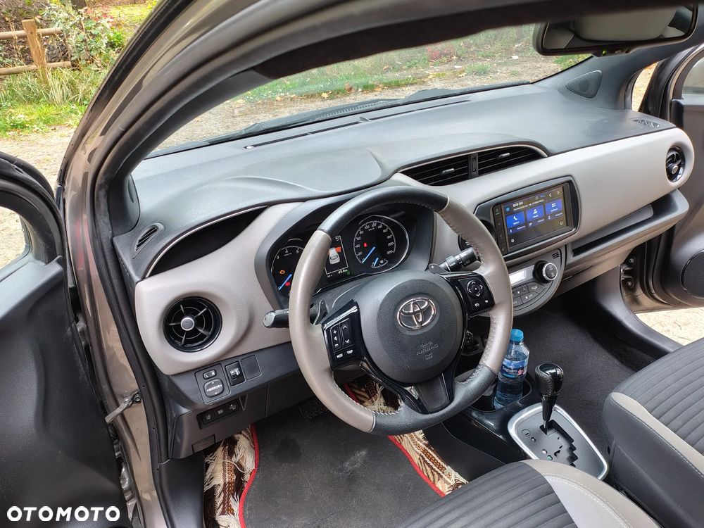 Toyota Yaris 2020 photo 3