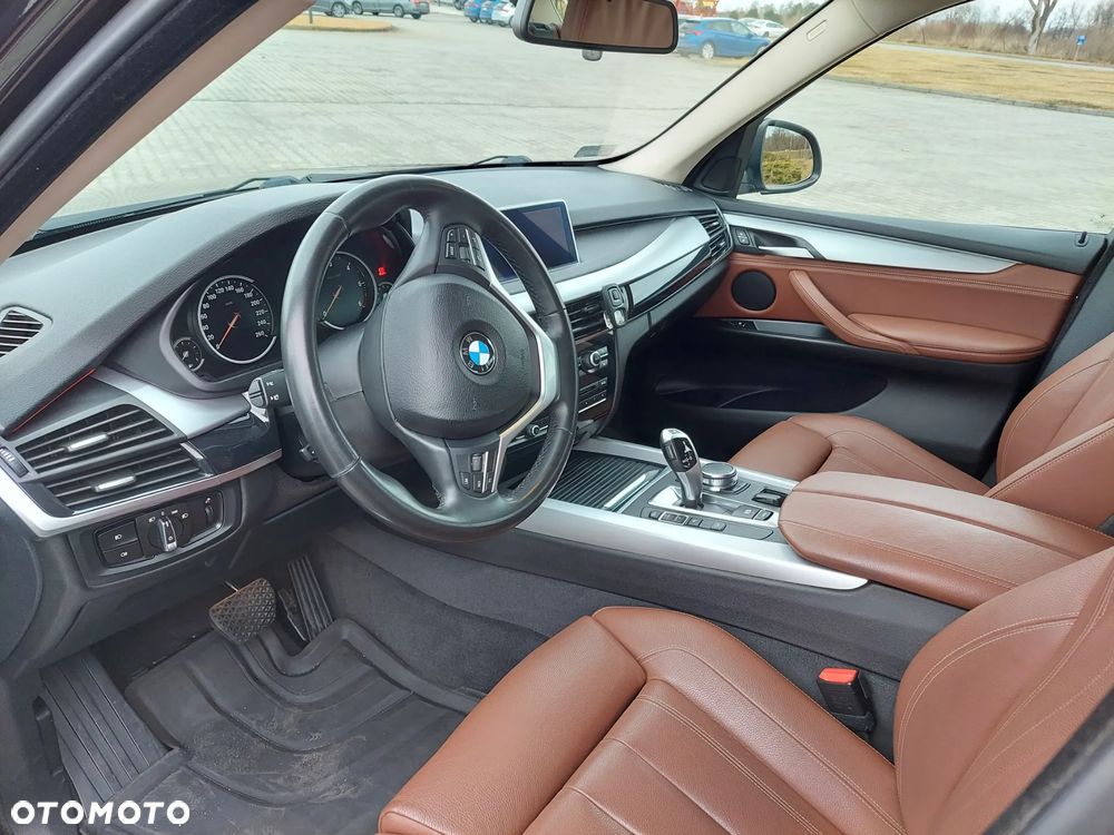 BMW X5 xDrive25d - 11