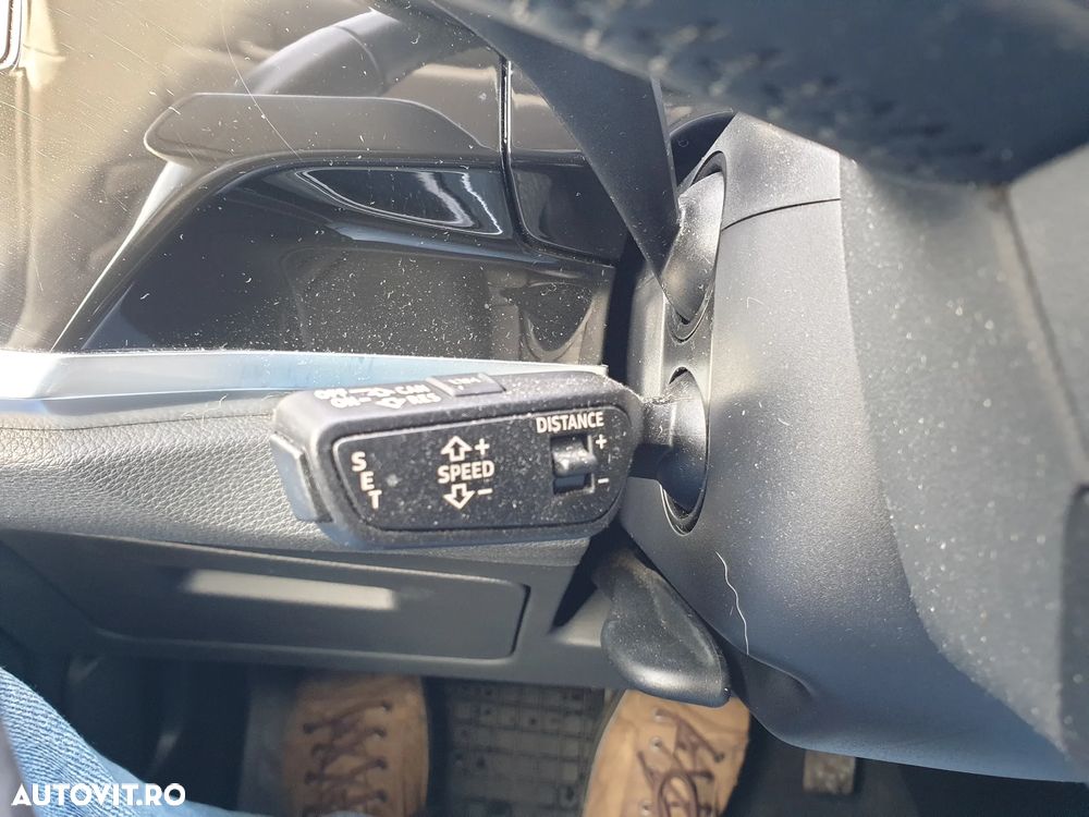 Audi Q3 Sportback 2.0 35 TDI quattro S tronic S Line - 37