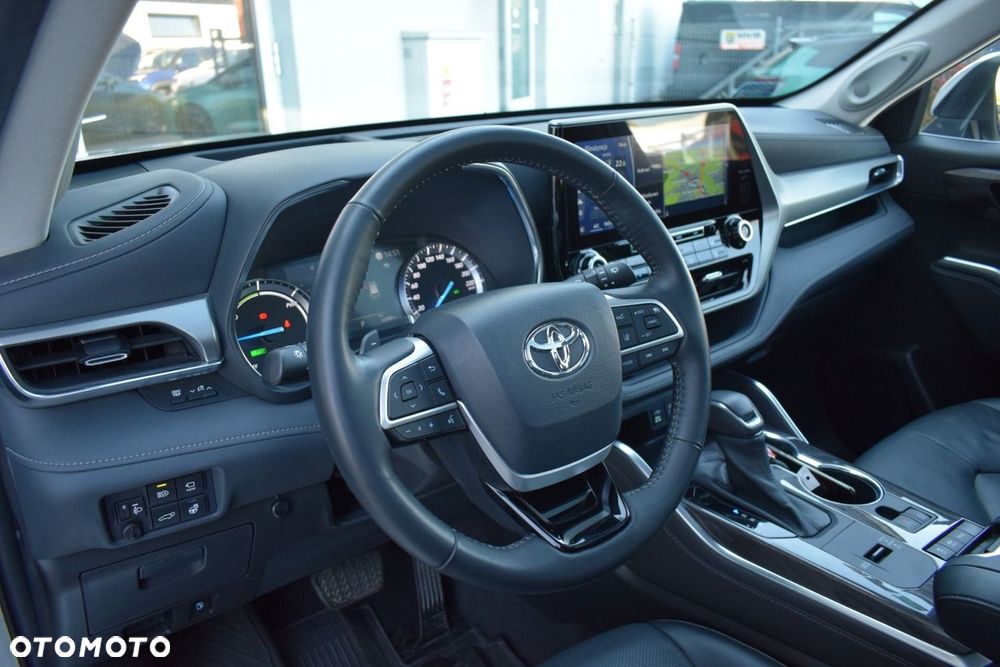 Toyota Highlander - 11