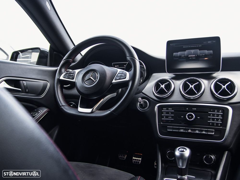 Mercedes-Benz CLA 180 d Shooting Brake AMG Line - 27