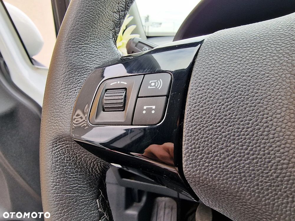 Opel Corsa 1.4 16V Energy - 15