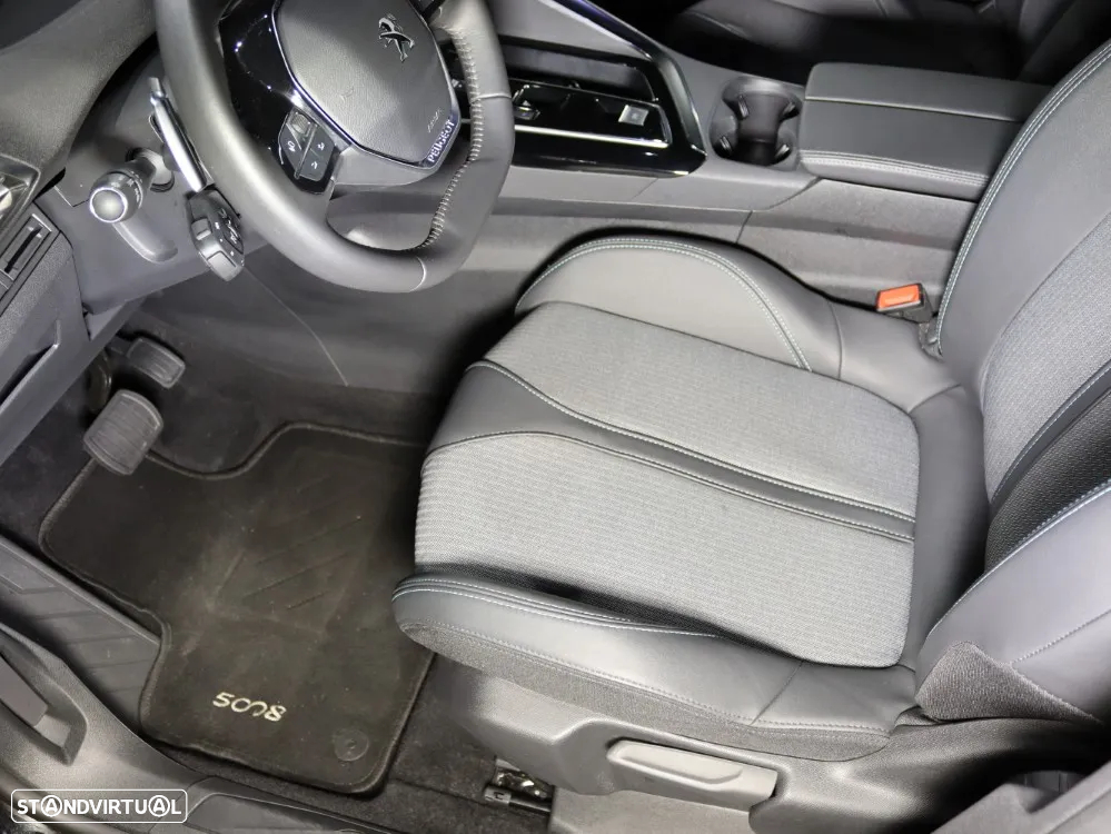 Peugeot 5008 1.5 BlueHDi Allure Pack EAT8 - 10