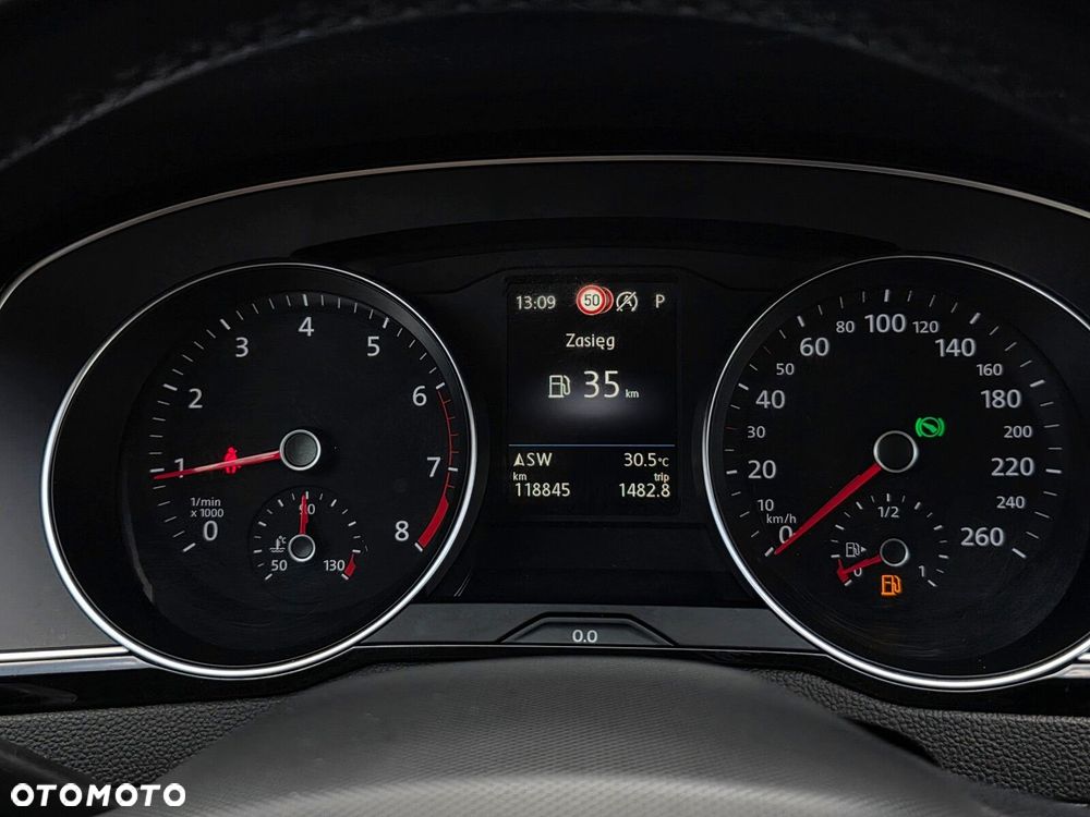 Volkswagen Passat Variant 1.5 TSI EVO Business DSG - 20
