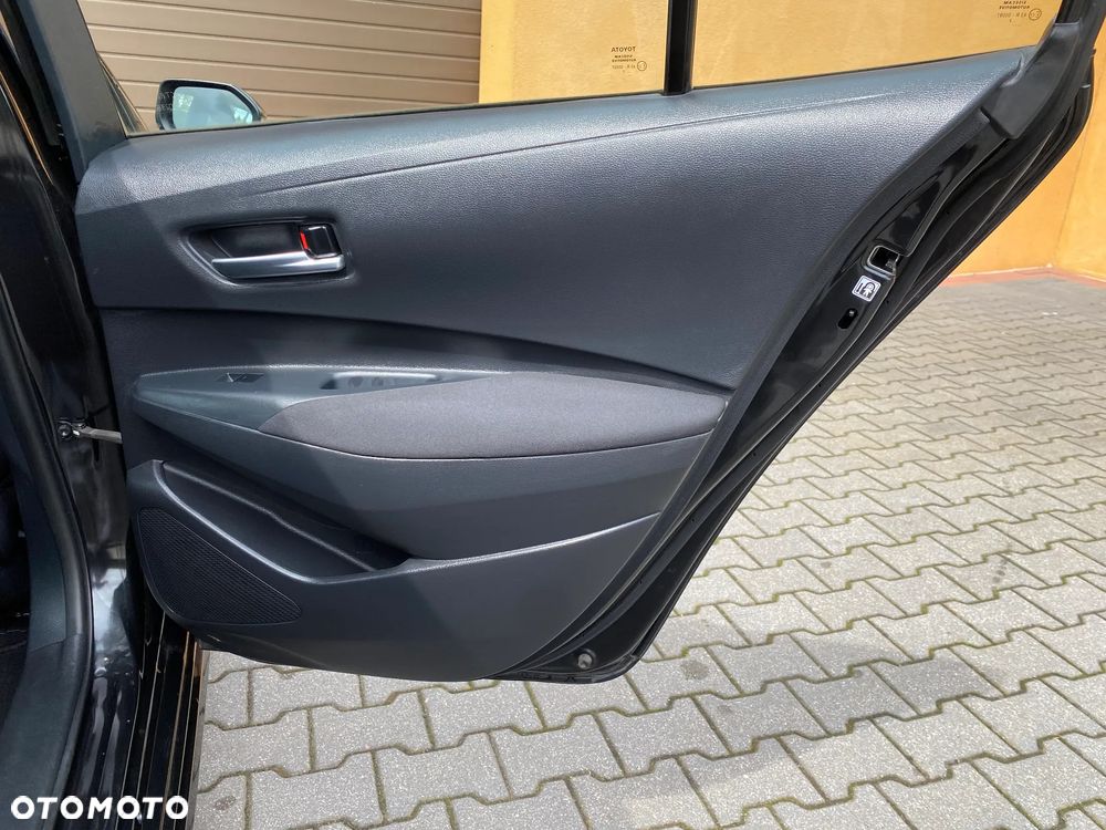 Toyota Corolla 1.5 Comfort - 23