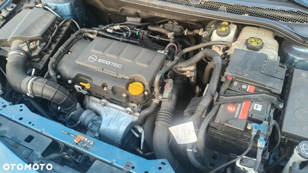 Opel Astra 1.4 Turbo Active - 19