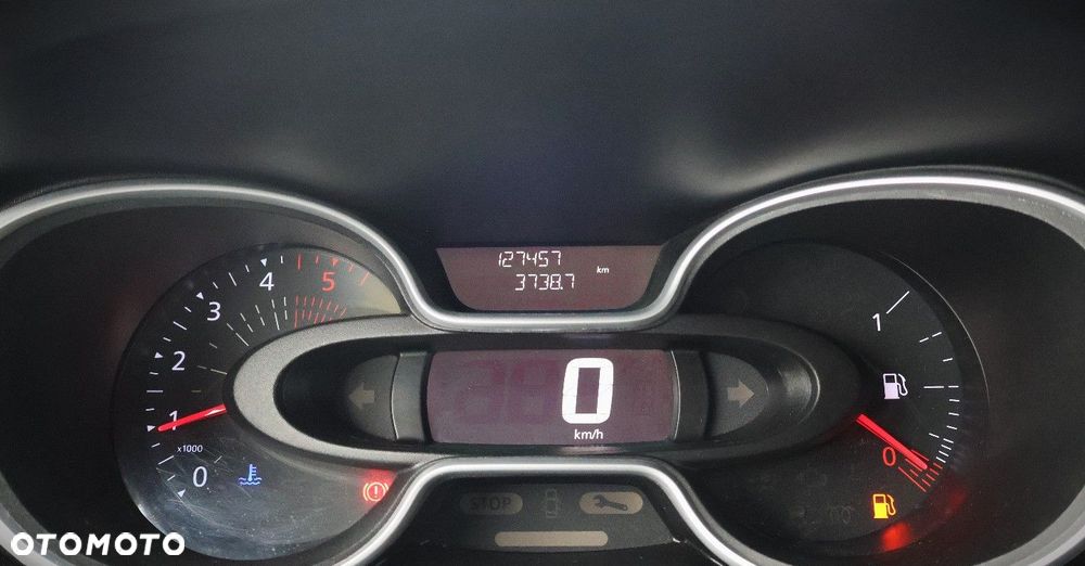 Renault Trafic - 26