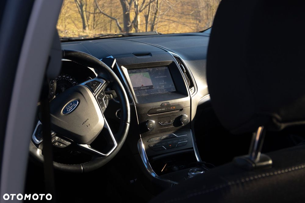 Ford Galaxy - 6