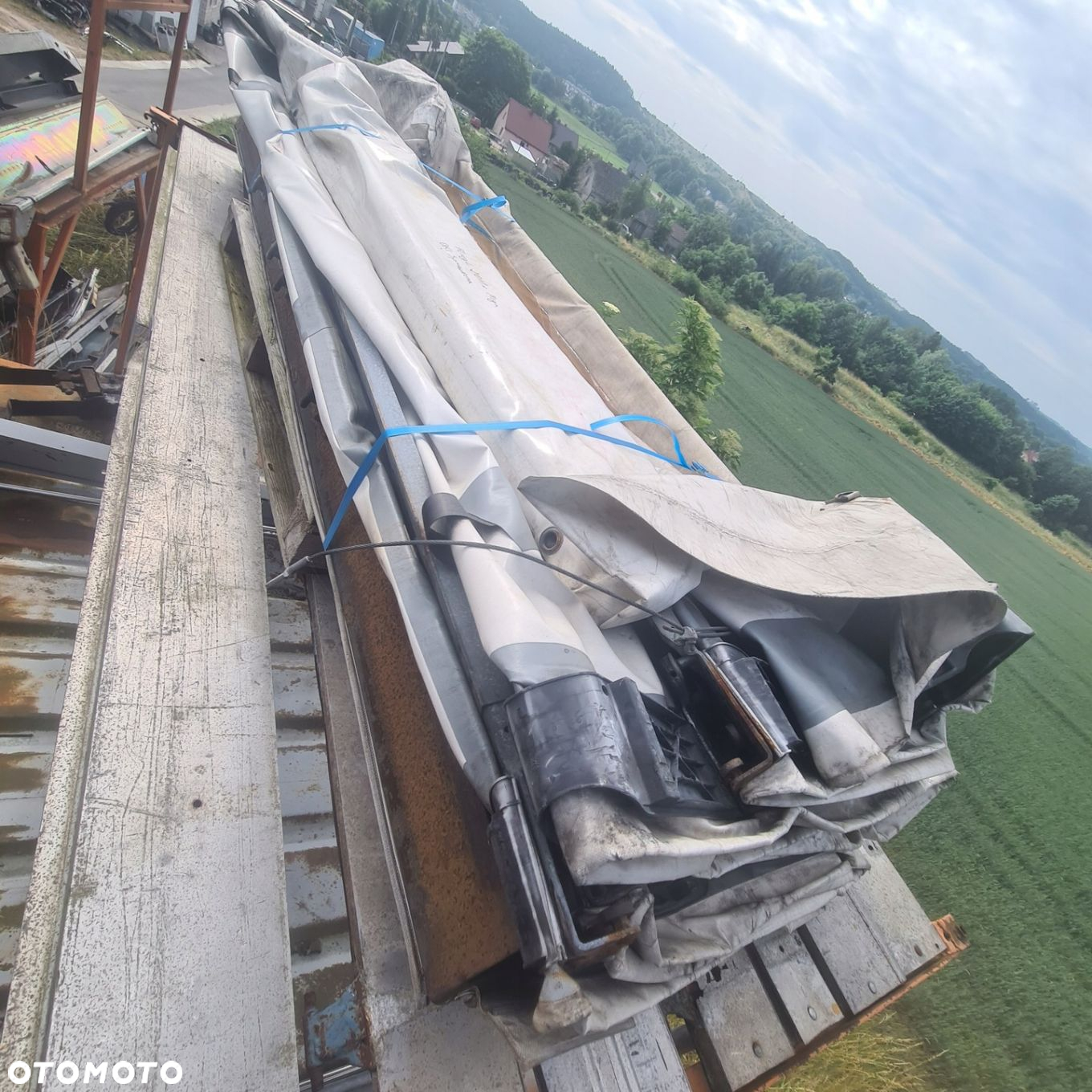 DACH KOMPLETNY NACZEPY NACZEPA FLIEGL SCHMITZ WIELTON 2015 ROK - 3