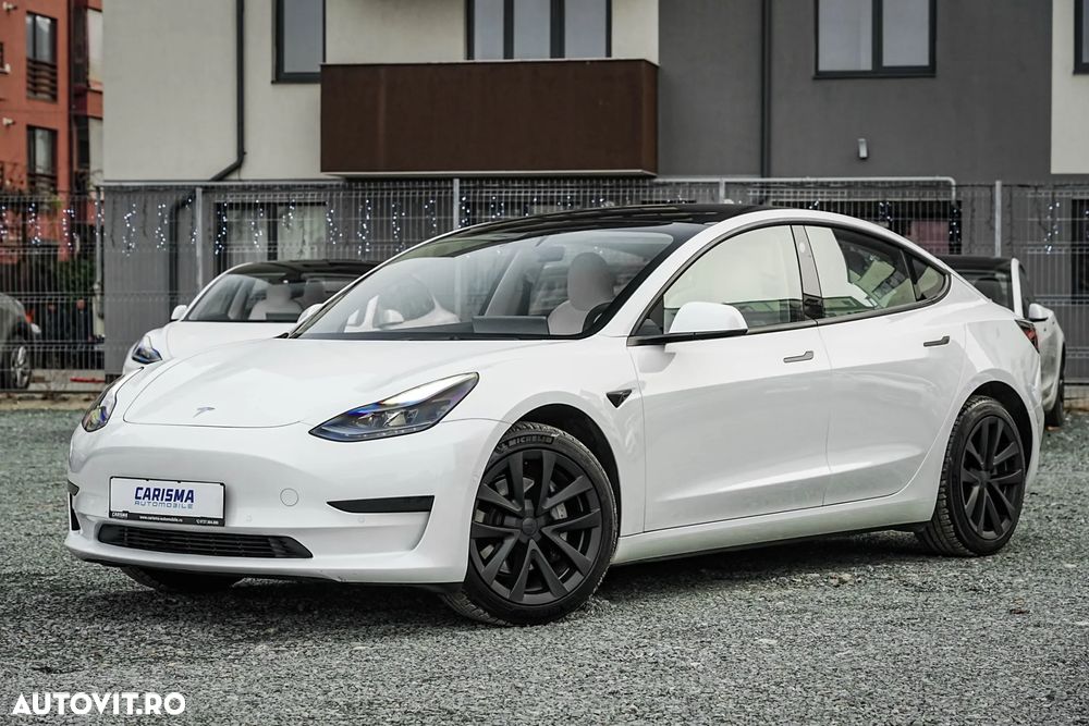 Tesla Model 3 Standard Reichweite Plus Hinterradantrieb - 10