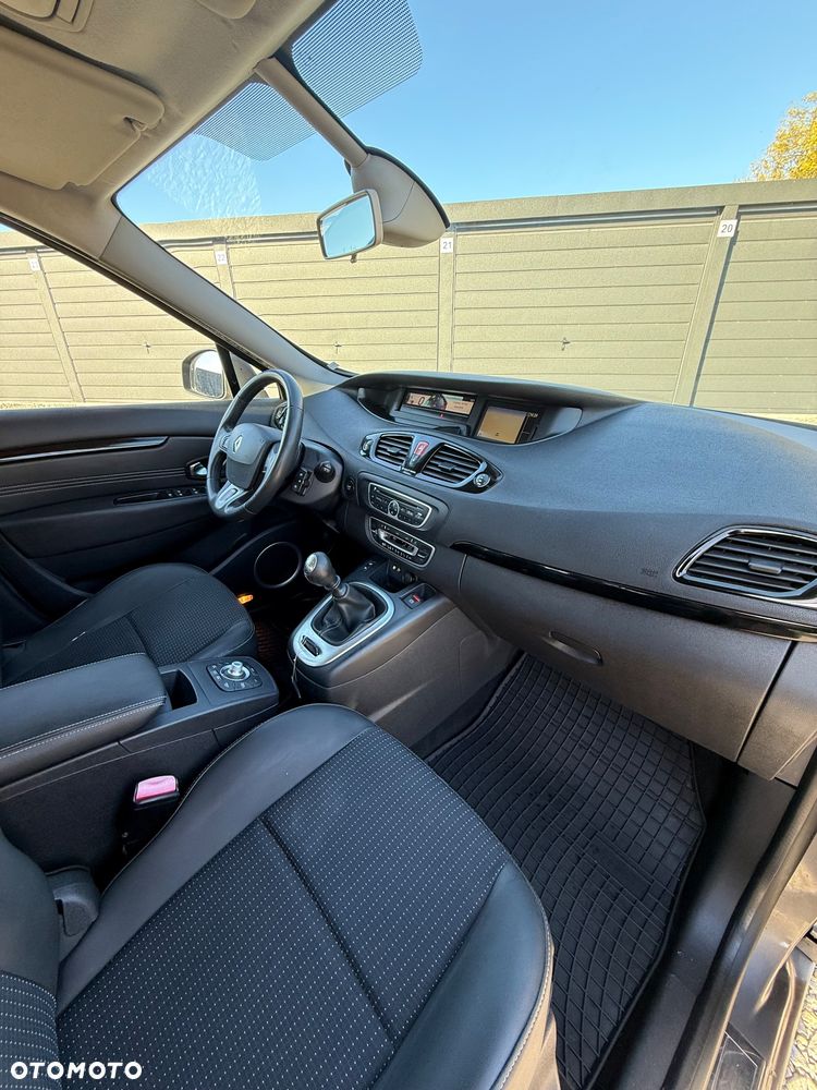 Renault Scenic - 23