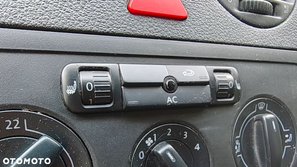 Volkswagen Caddy - 31