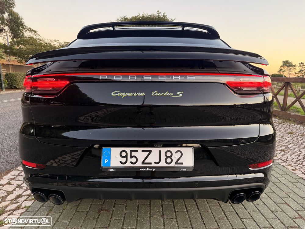 Porsche Cayenne Coupé Turbo S E-Hybrid - 18