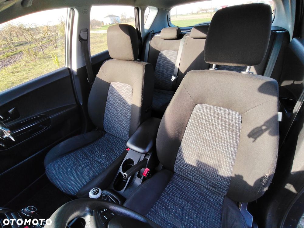 Kia Ceed 2.0 crdi Optimum - 11