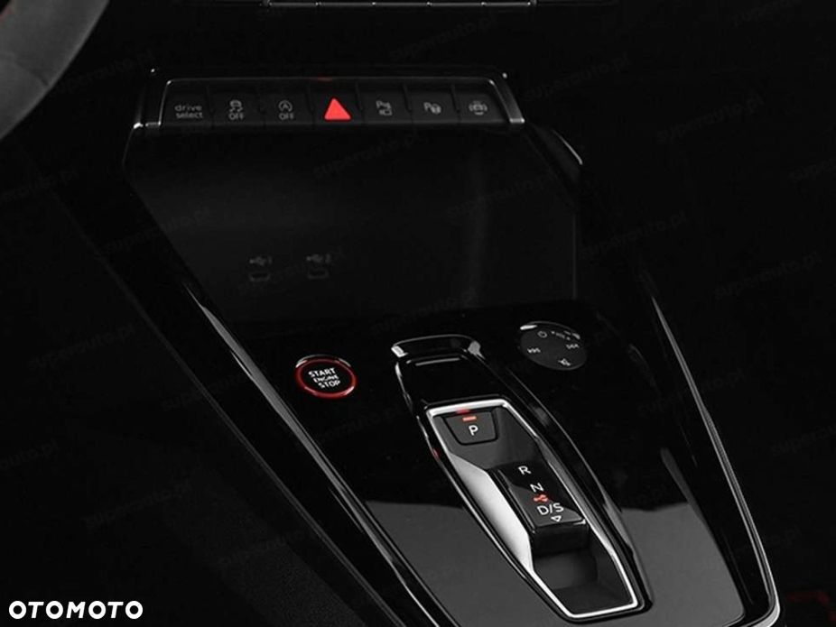 Audi RS3 Limousine - 13