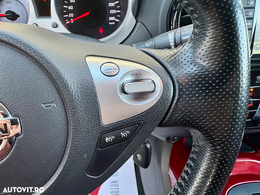 Nissan Juke 1.6 Xtronic N-Connecta - 16
