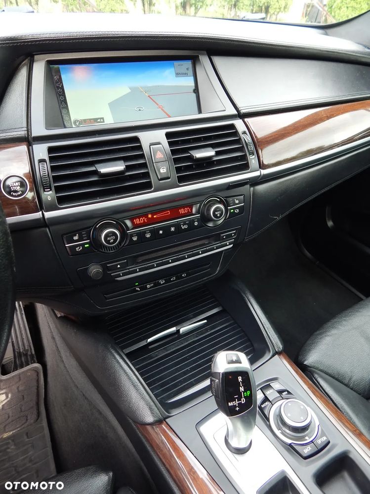 BMW X6 xDrive30d - 13