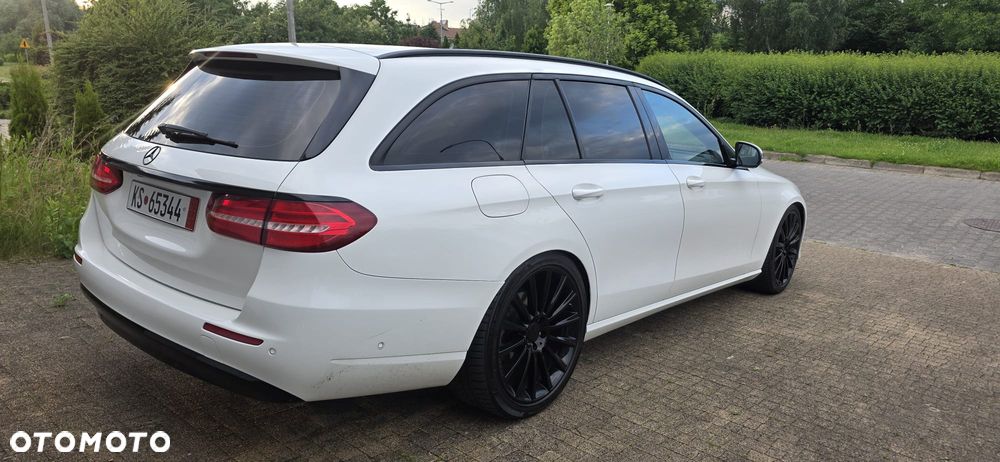 Mercedes-Benz Klasa E 220 d Business Edition 9G-TRONIC - 14