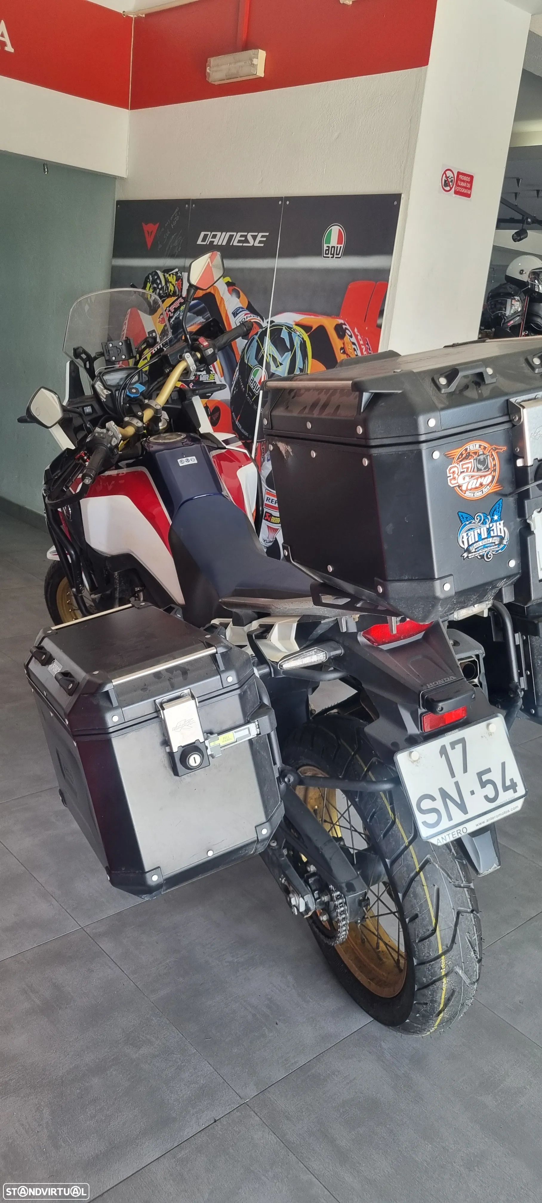 Honda Africa Twin CRF1000 - 1