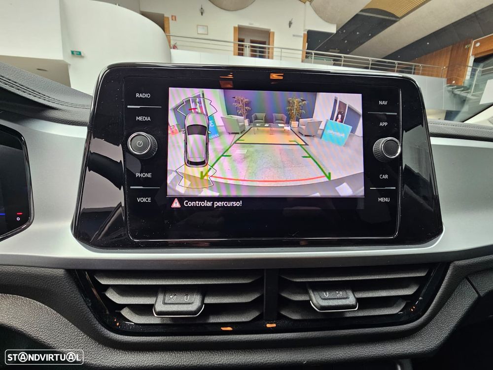 VW T-Roc 1.0 TSI Urban - 8